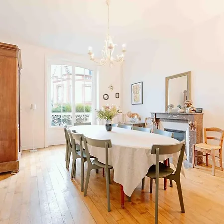 Des Genets Prázdninový dům