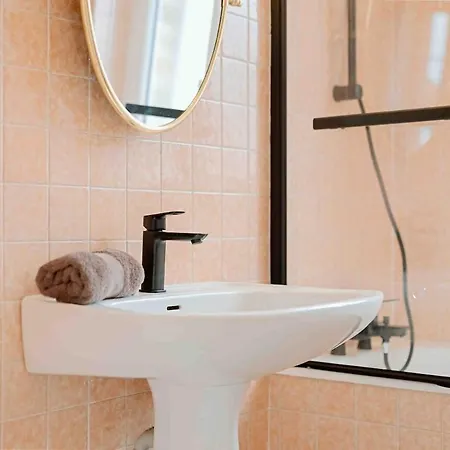 Des Genets Prázdninový dům