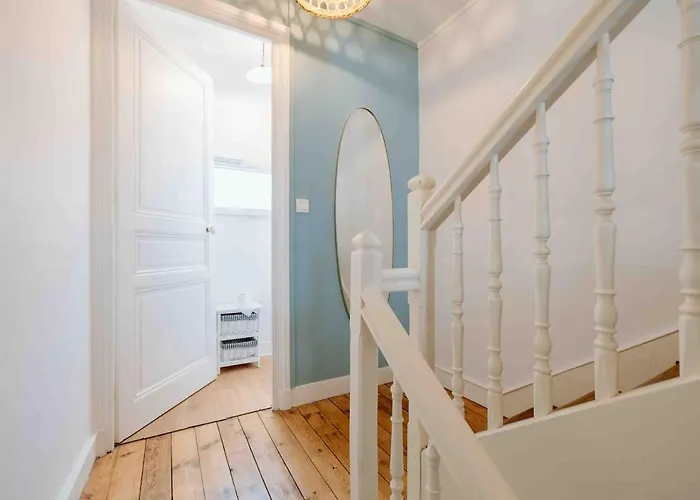 Des Genets Semesterbostad